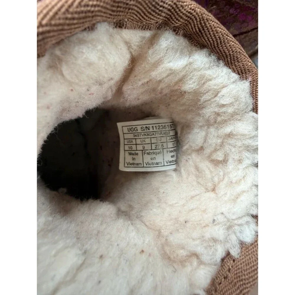 UGG pair boots